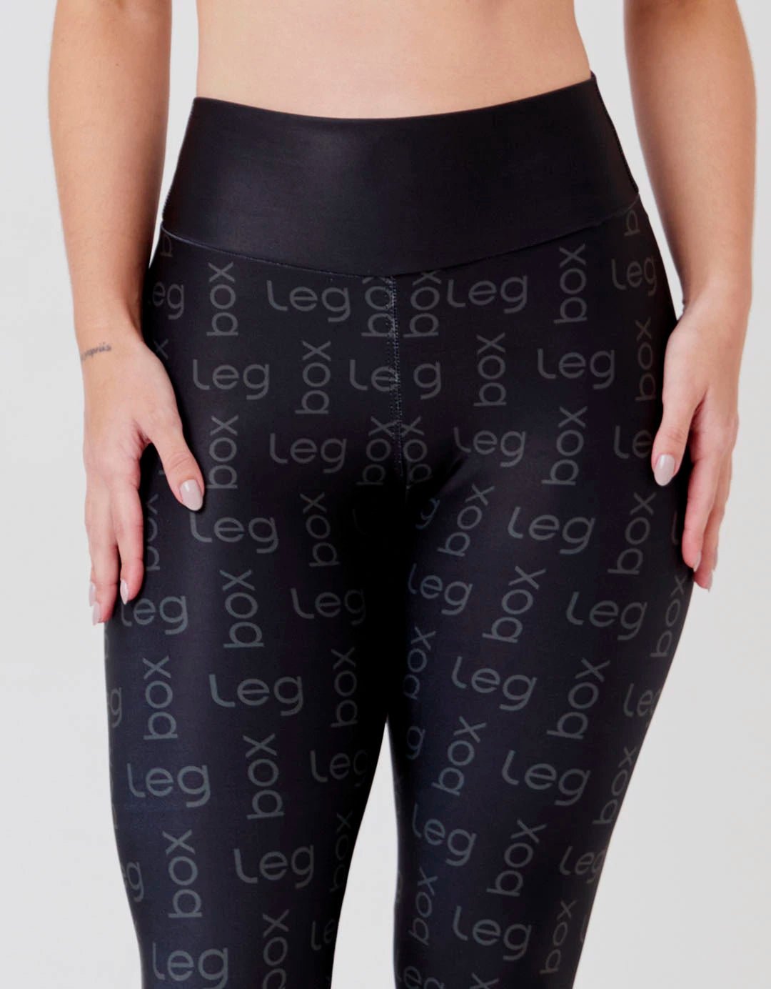 Legging Fitness Glow Preta