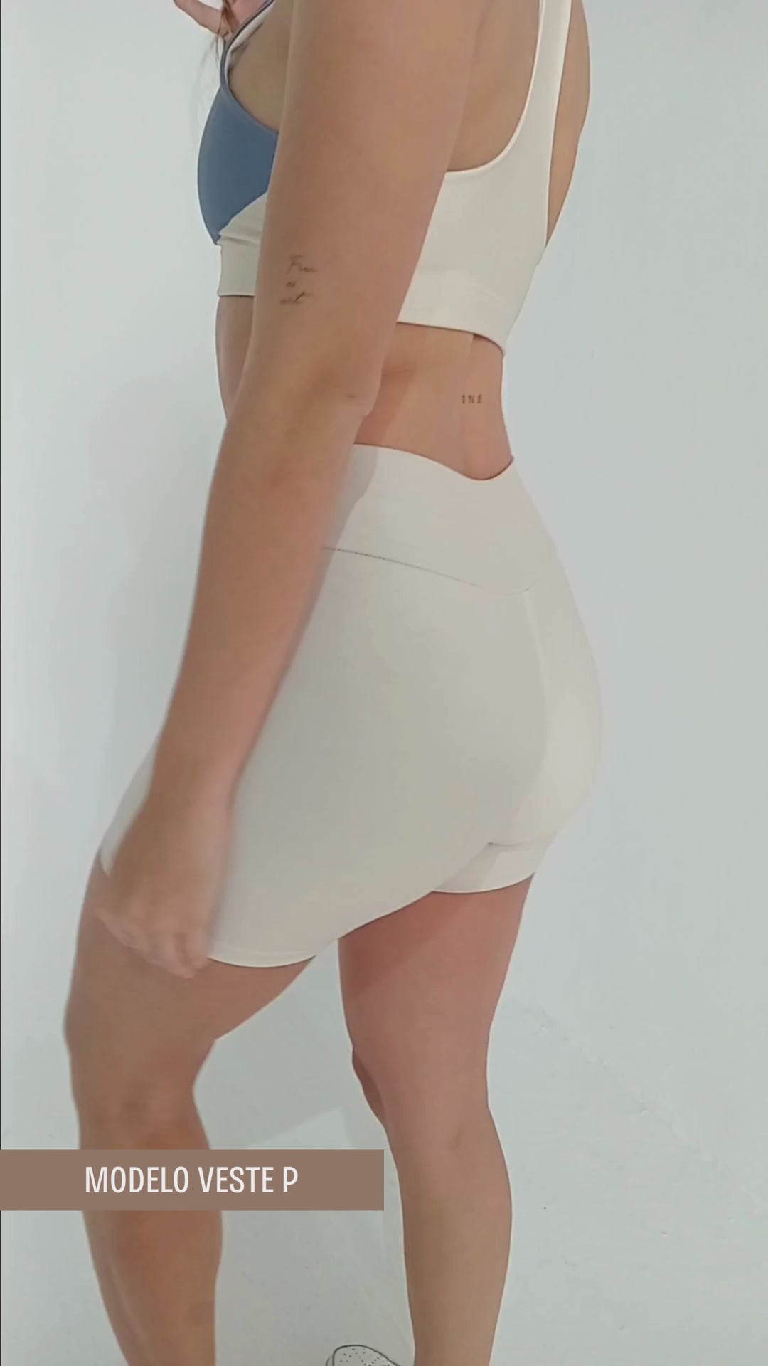 Short Fitness Feminino Off White