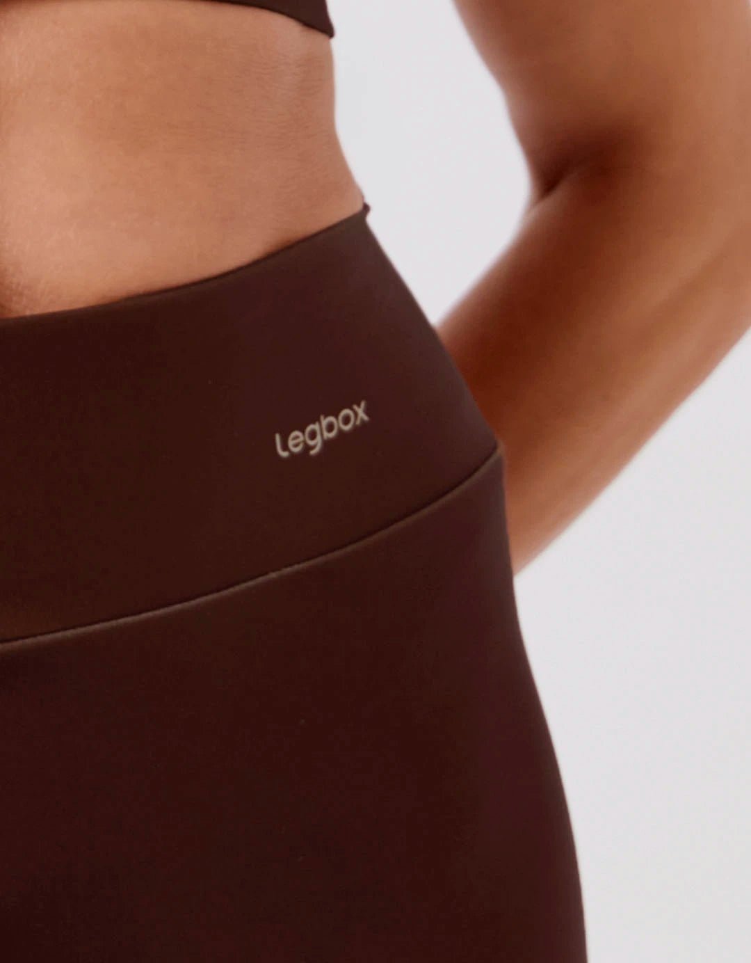 Short Fitness Cintura Alta Café