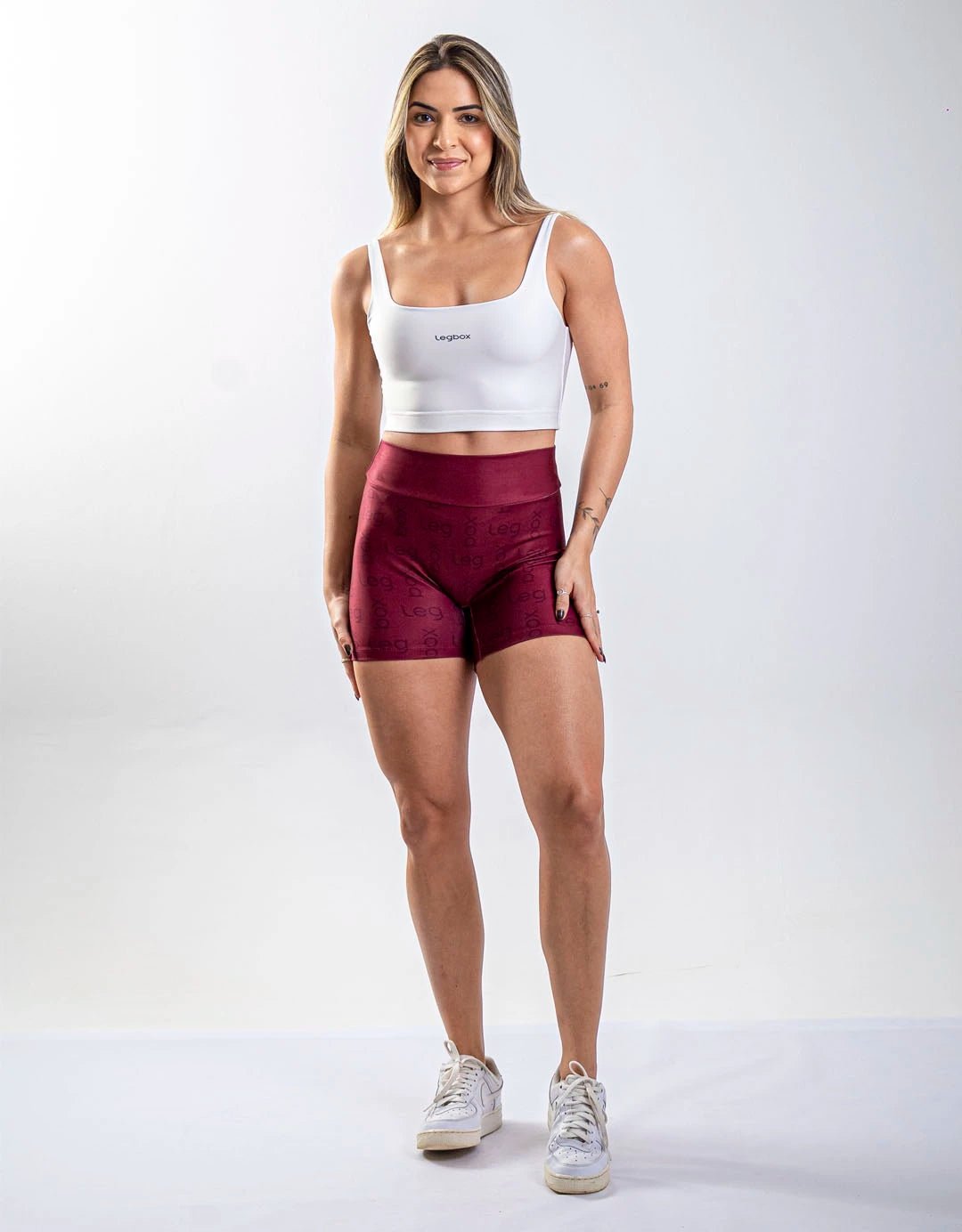Short Fitness Feminino Glow Vinho