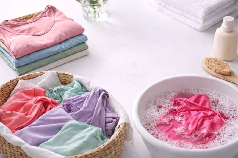 Como cuidar das suas roupas de academia para durarem mais