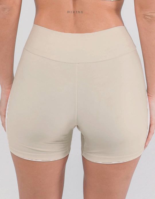 Short Fitness Feminino Off White