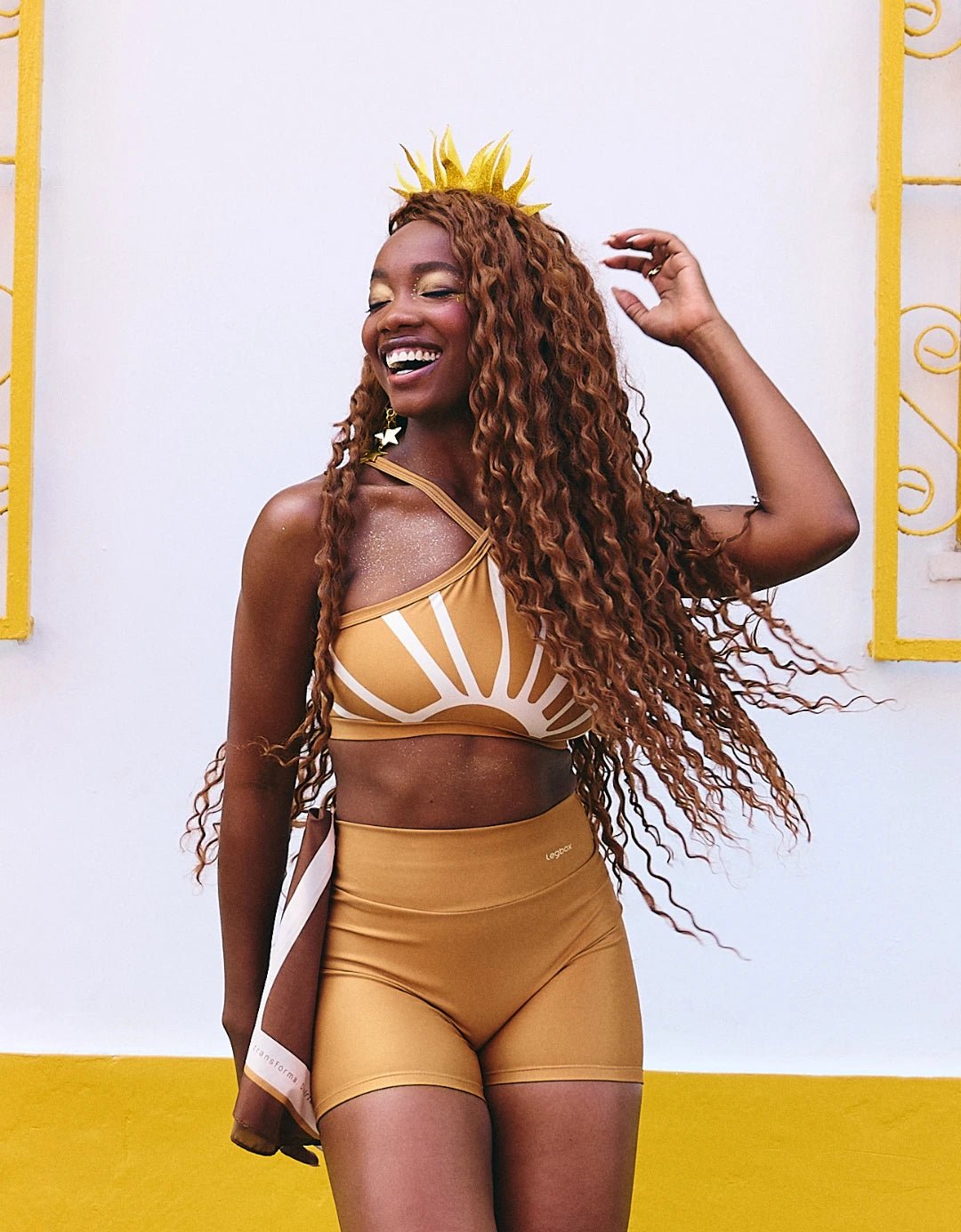 Kit Dourado Top + Short e Ganhe Bandana - Legbox