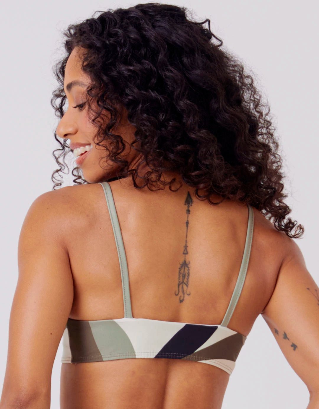 Top Fitness Ânima Olive